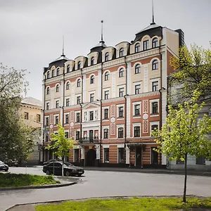 Optima Collection Podil Plaza Hotel