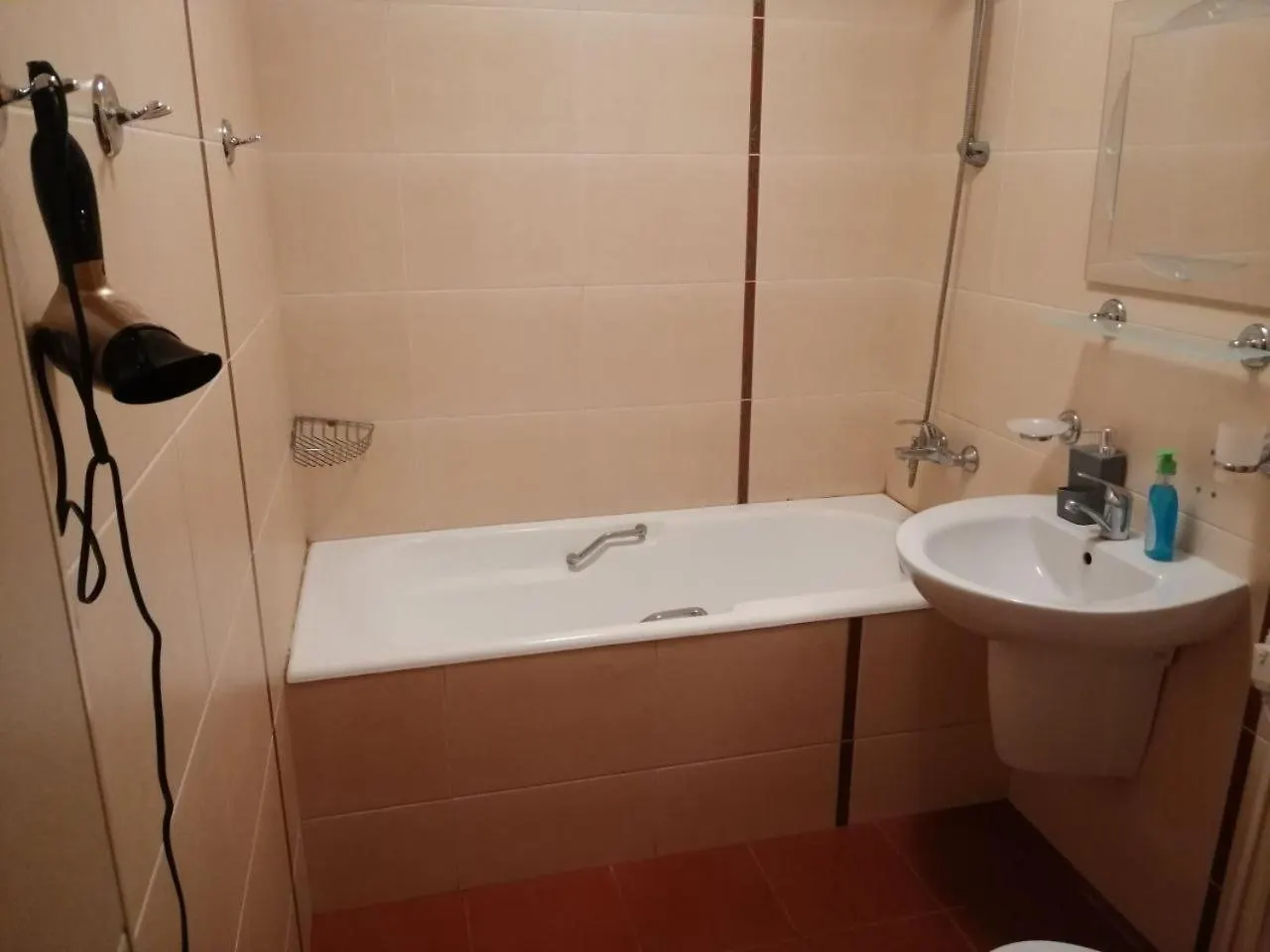 Двухуровневая На Лобановского Apartment Kyiv