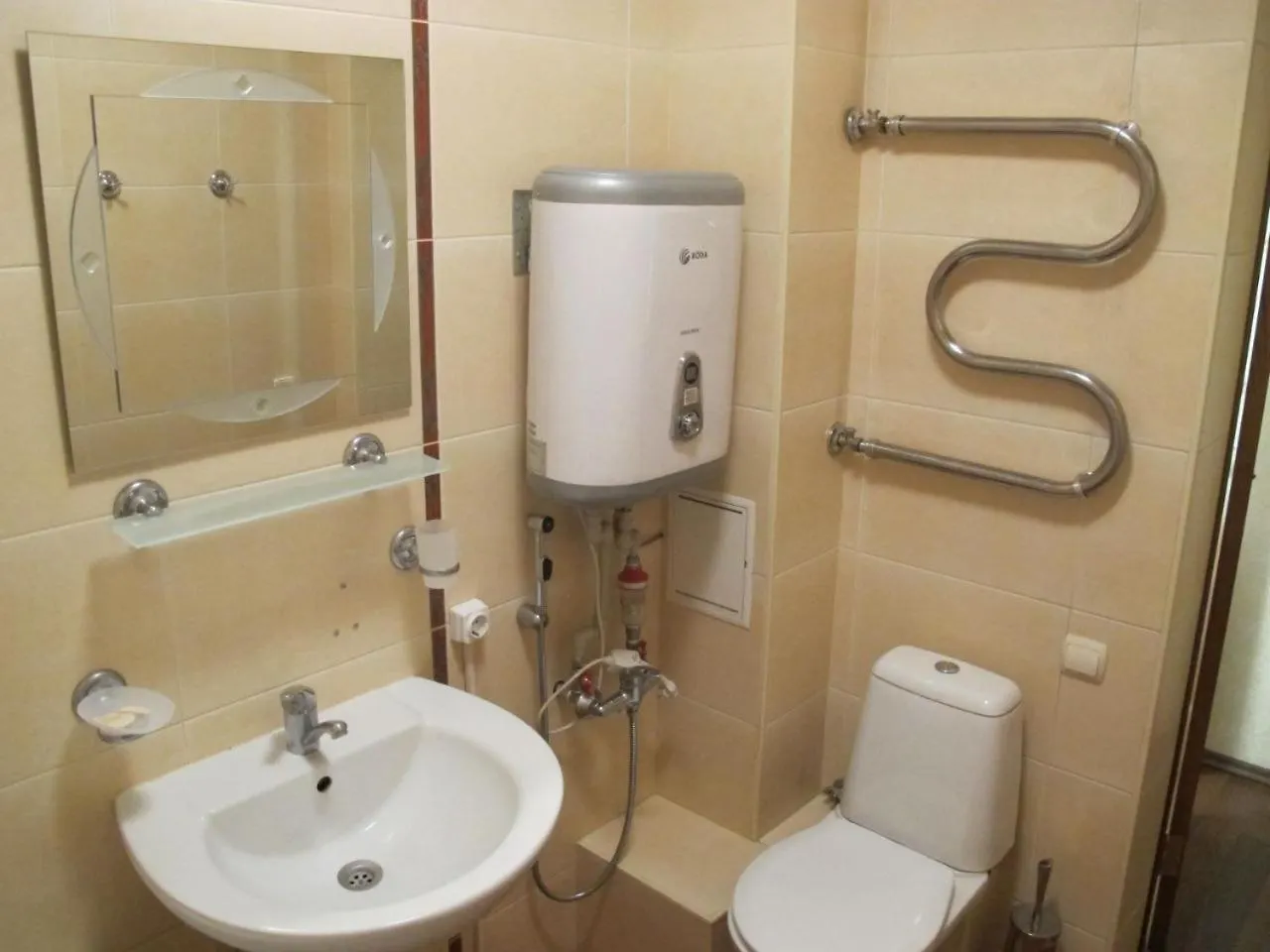 Двухуровневая На Лобановского Apartment Kyiv